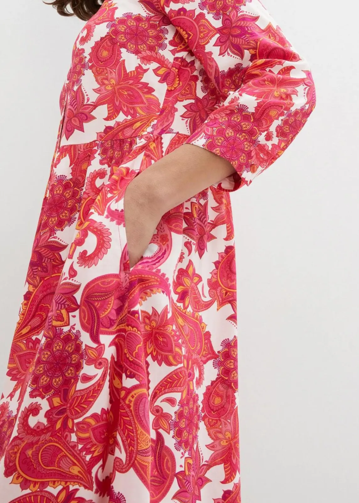 bonprix Bekleidung·Pullover & Strickjacken|Kleider^Hemdblusenkleid aus fließender Viskose pinklady bedruckt