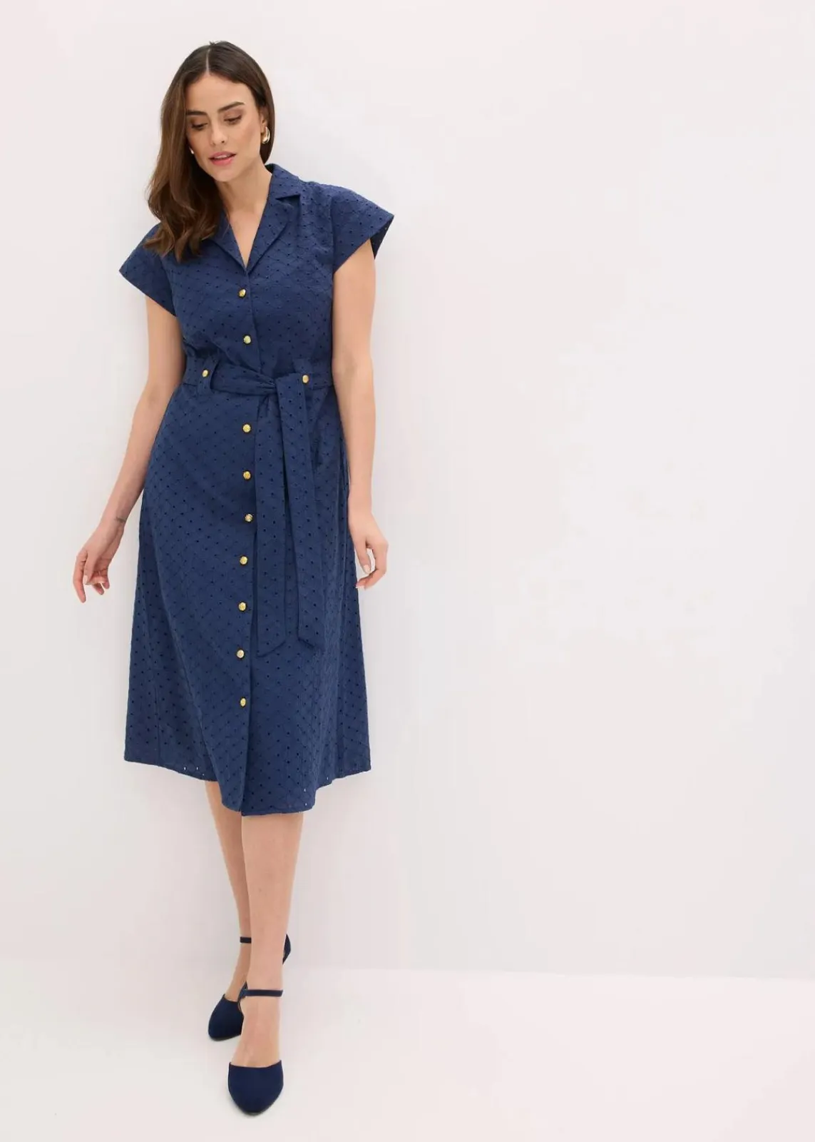 bonprix Bekleidung·Pullover & Strickjacken|Kleider^Hemdblusenkleid aus Lochspitze dunkelblau