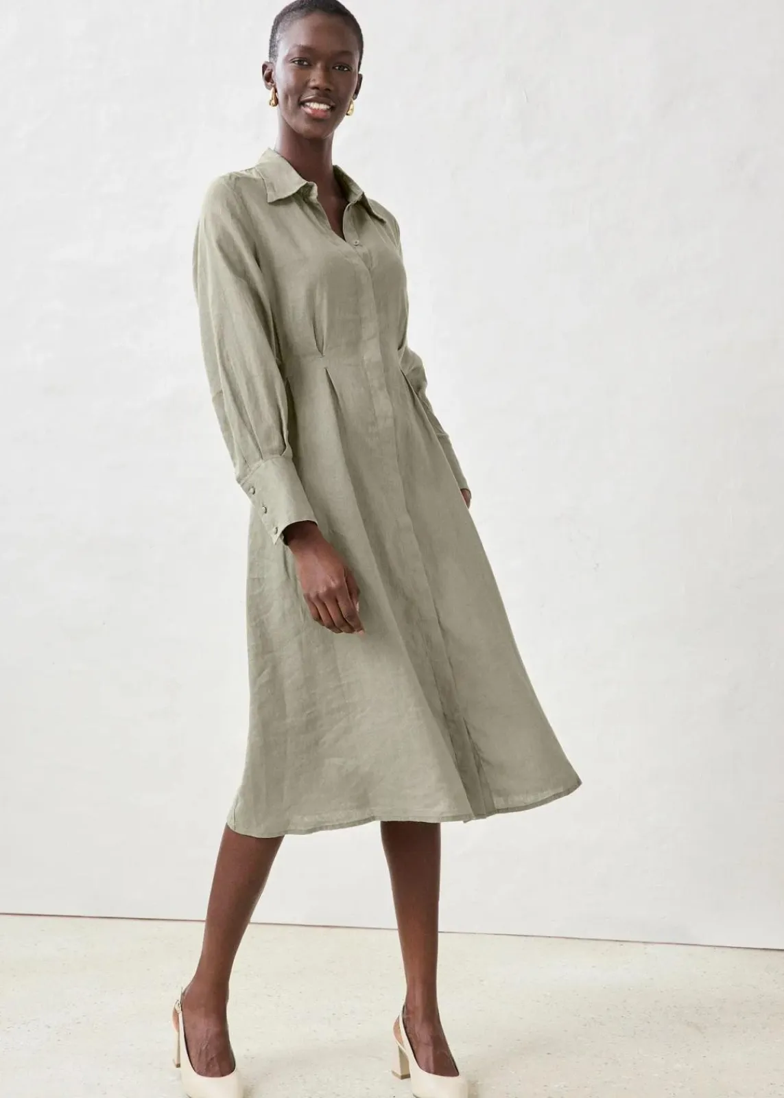 bonprix Bekleidung·Pullover & Strickjacken|Kleider^Hemdblusenkleid aus reinem Leinen new khaki