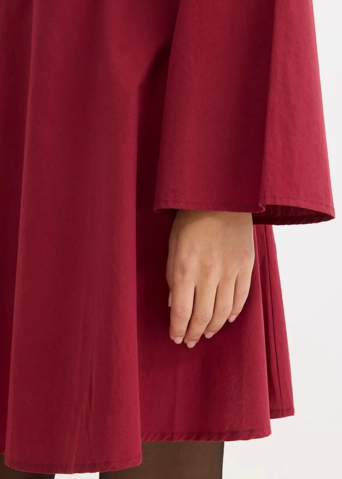 bonprix Kleider|Nachhaltigere Materialien^Hemdblusenkleid aus reiner Baumwolle pflaumenrot