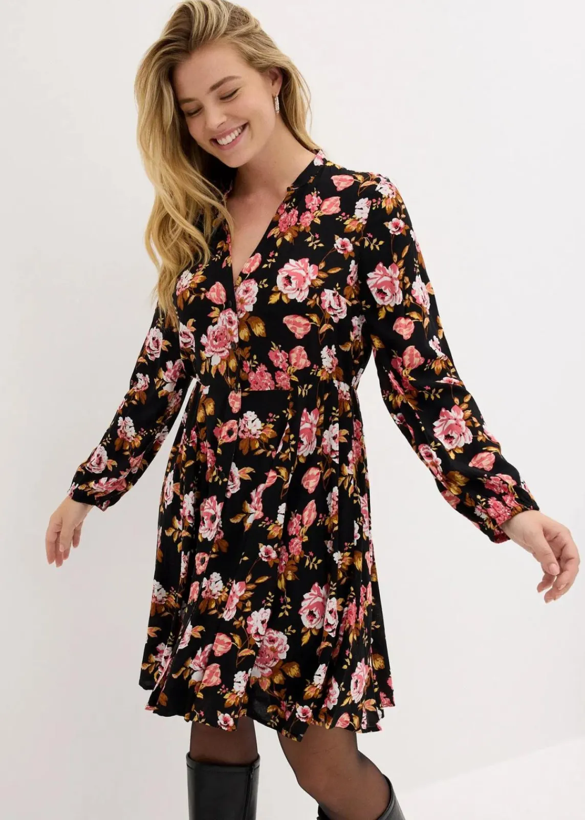 bonprix Bekleidung·Pullover & Strickjacken^Hemdblusenkleid aus reiner Viskose schwarz geblümt