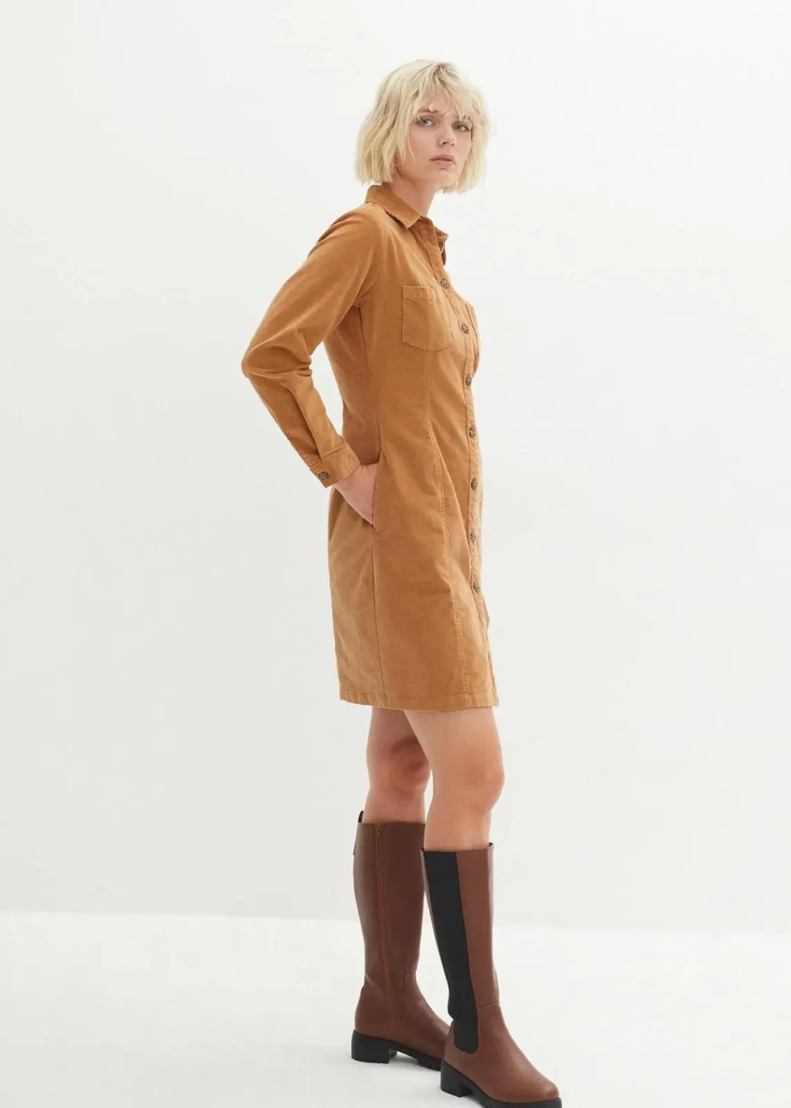 bonprix Kleider|Bekleidung·Pullover & Strickjacken^Hemdblusenkleid Cord, Stretch eiskaffee