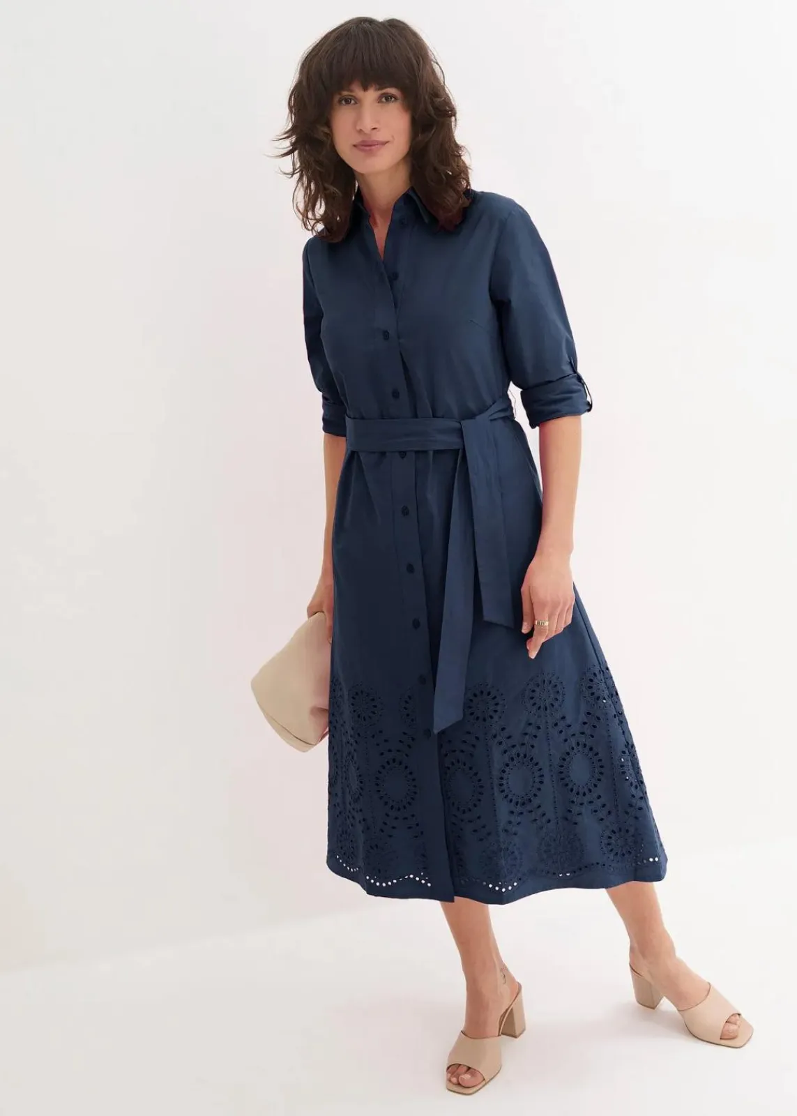 bonprix Kleider|Bekleidung·Pullover & Strickjacken^Hemdblusenkleid mit Lochstickerei dunkelblau