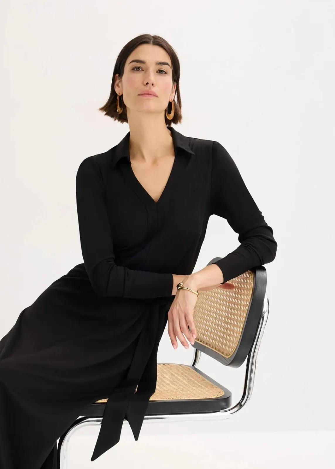 bonprix Kleider|Bekleidung·Pullover & Strickjacken^Hemdblusenkleid mit Viskose schwarz