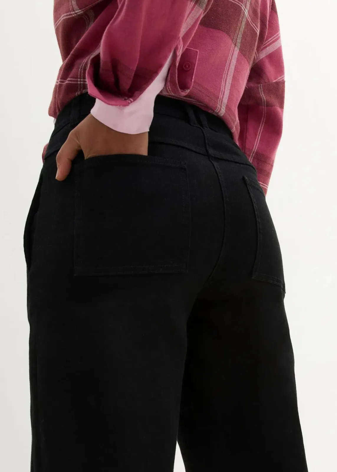 bonprix Bekleidung·Kleider|Hosen^High Waist Barrel-Twillhose mit vorverlegten Seitennähten und Bequembund schwarz