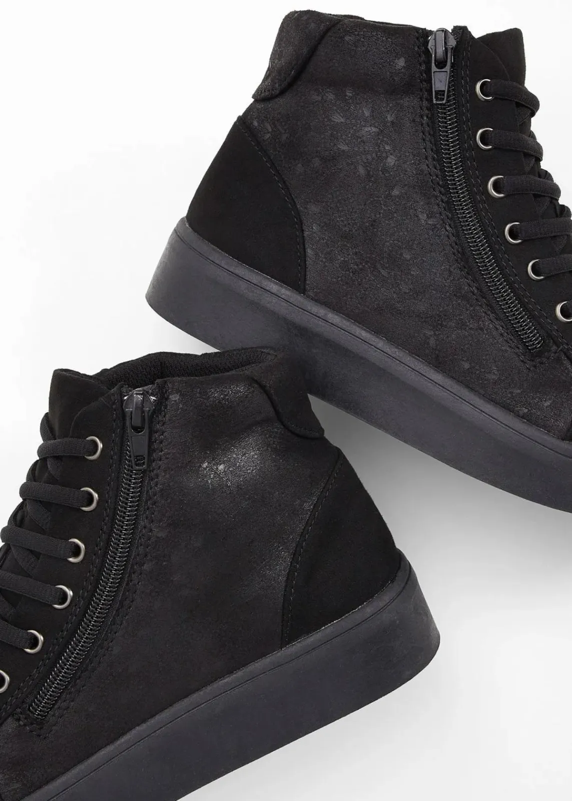 bonprix Sneaker|Schuhe & Accessoires In Spezialgrößen·Schuhe In Übergröße^High-Top-Sneaker mit Plateau-Sohle schwarz bedruckt