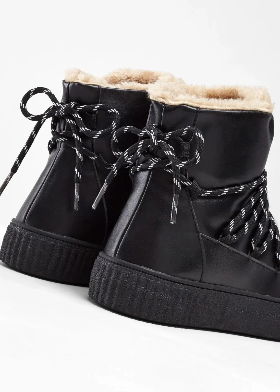 bonprix Sneaker^High-Top-Sneaker mit Plateau-Sohle schwarz