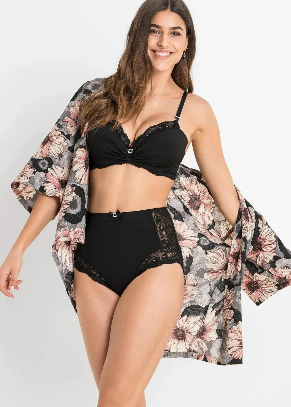 bonprix Wäsche·Dessous|Wäsche·Höschen^Highwaist Slip mit zarter Spitze schwarz