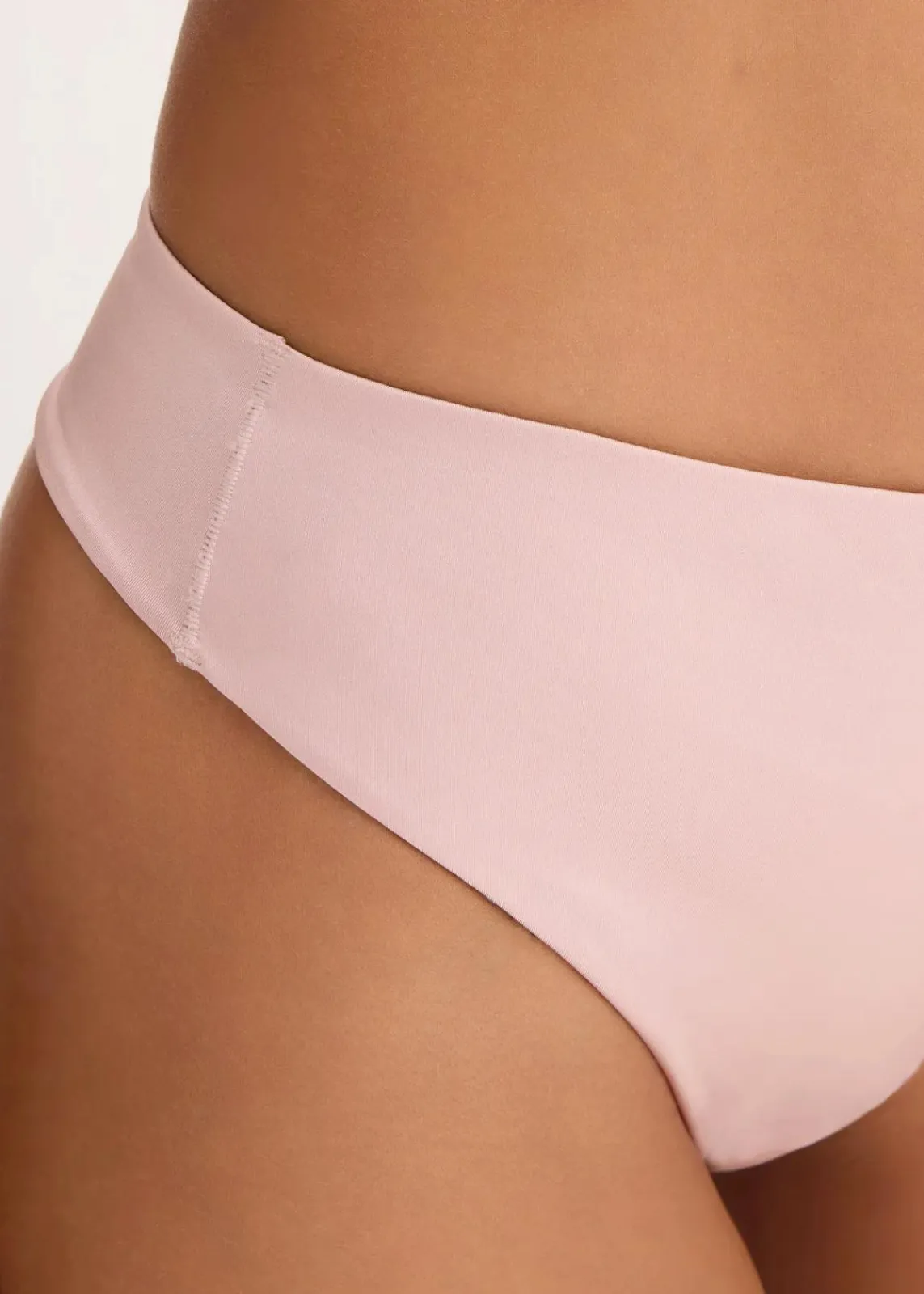 bonprix Höschen^Highwaist String mit Glanzeffekt (2er Pack) hellrosa