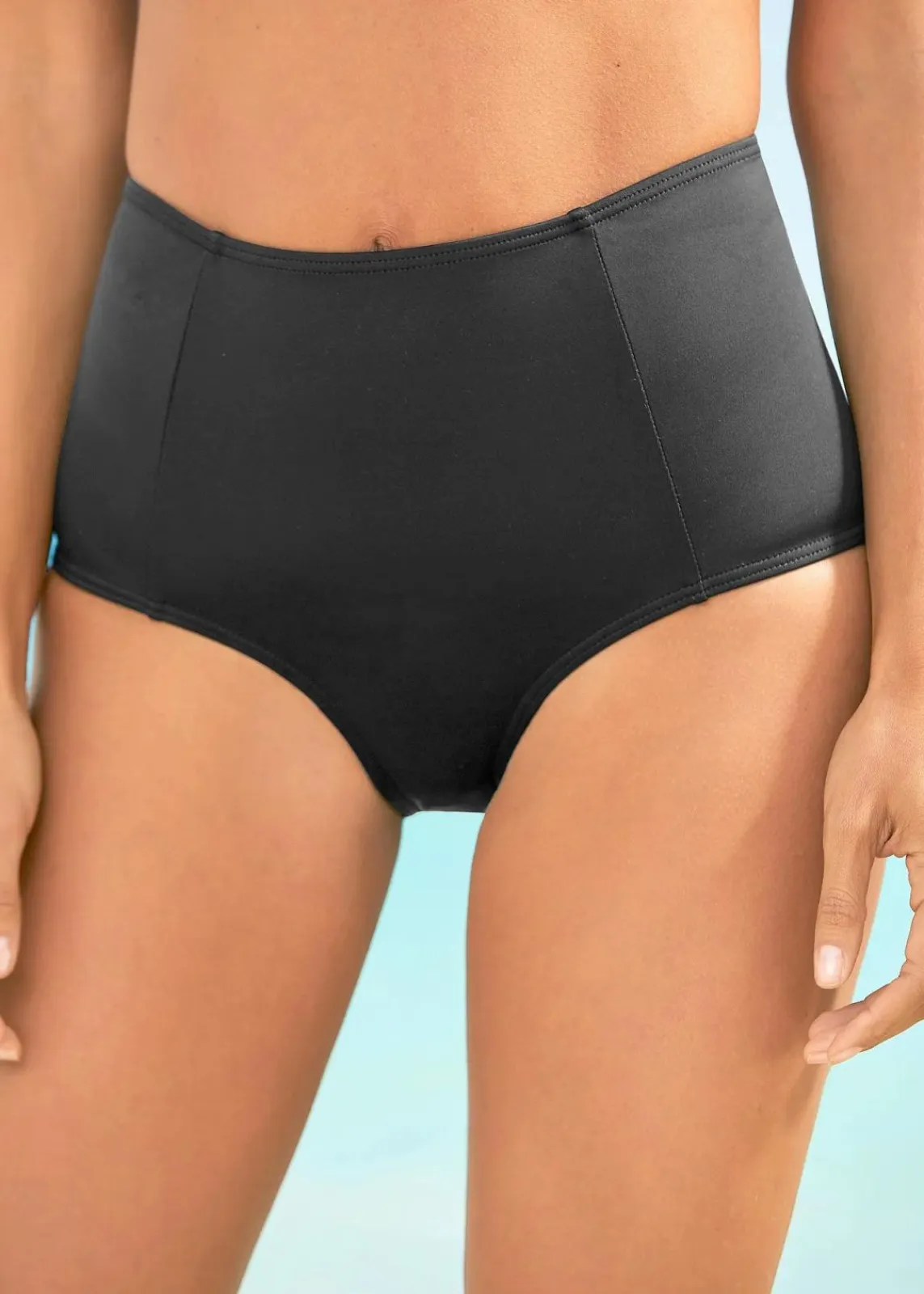 bonprix Nachhaltigere Materialien|Bademode·Tankinis^Highwaist-Bikinihose schwarz