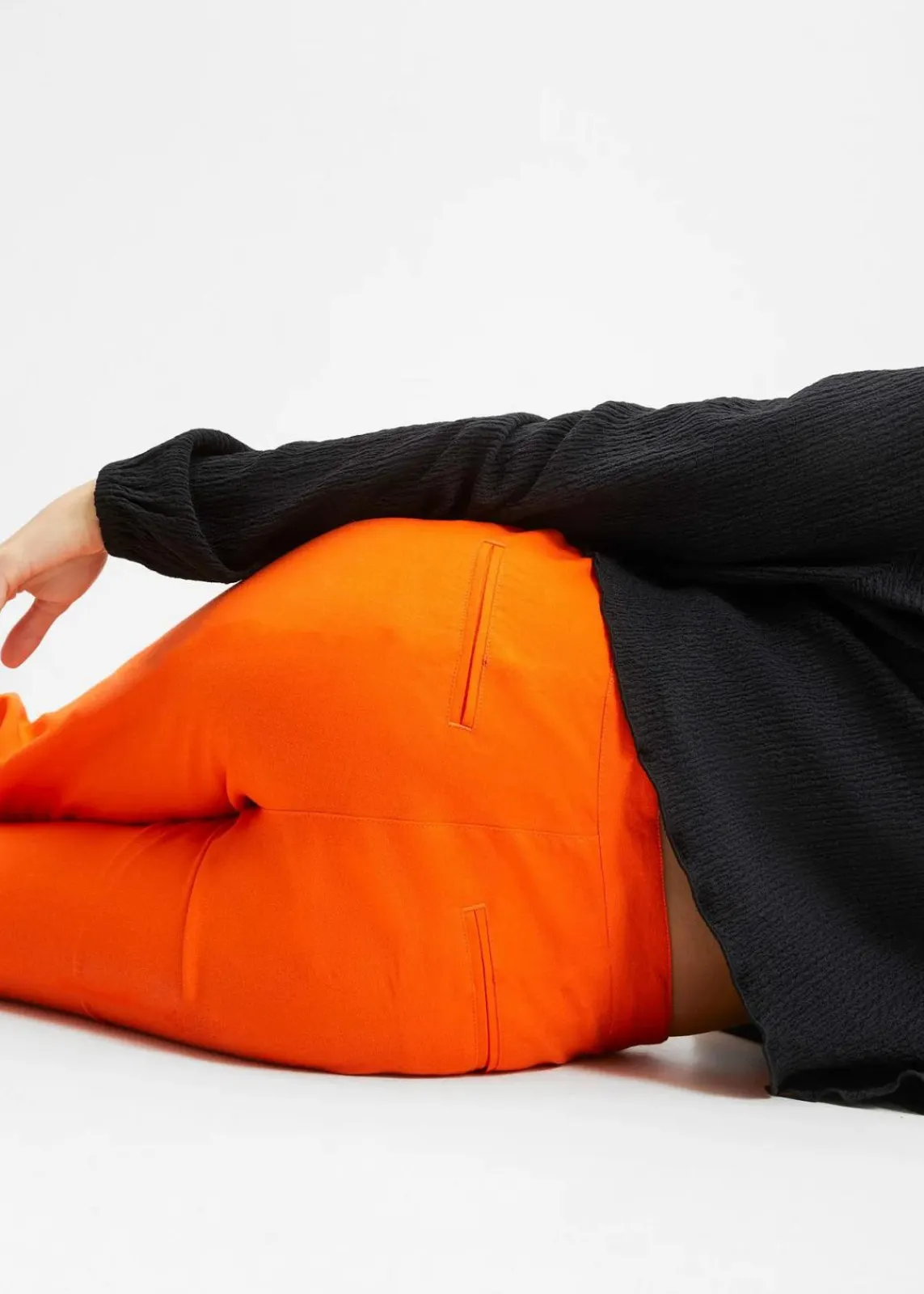 bonprix Nachhaltigere Materialien|Hosen^High-Waist-Hose aus Leinen-Viskose-Mix warmorange