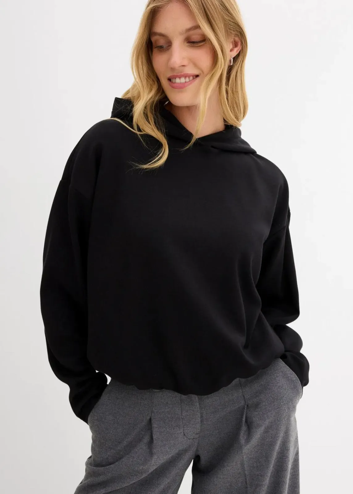 bonprix Bekleidung·Blusen & Tuniken|Sweat^Hoodie aus leicht glänzendem Viskose-Mix schwarz