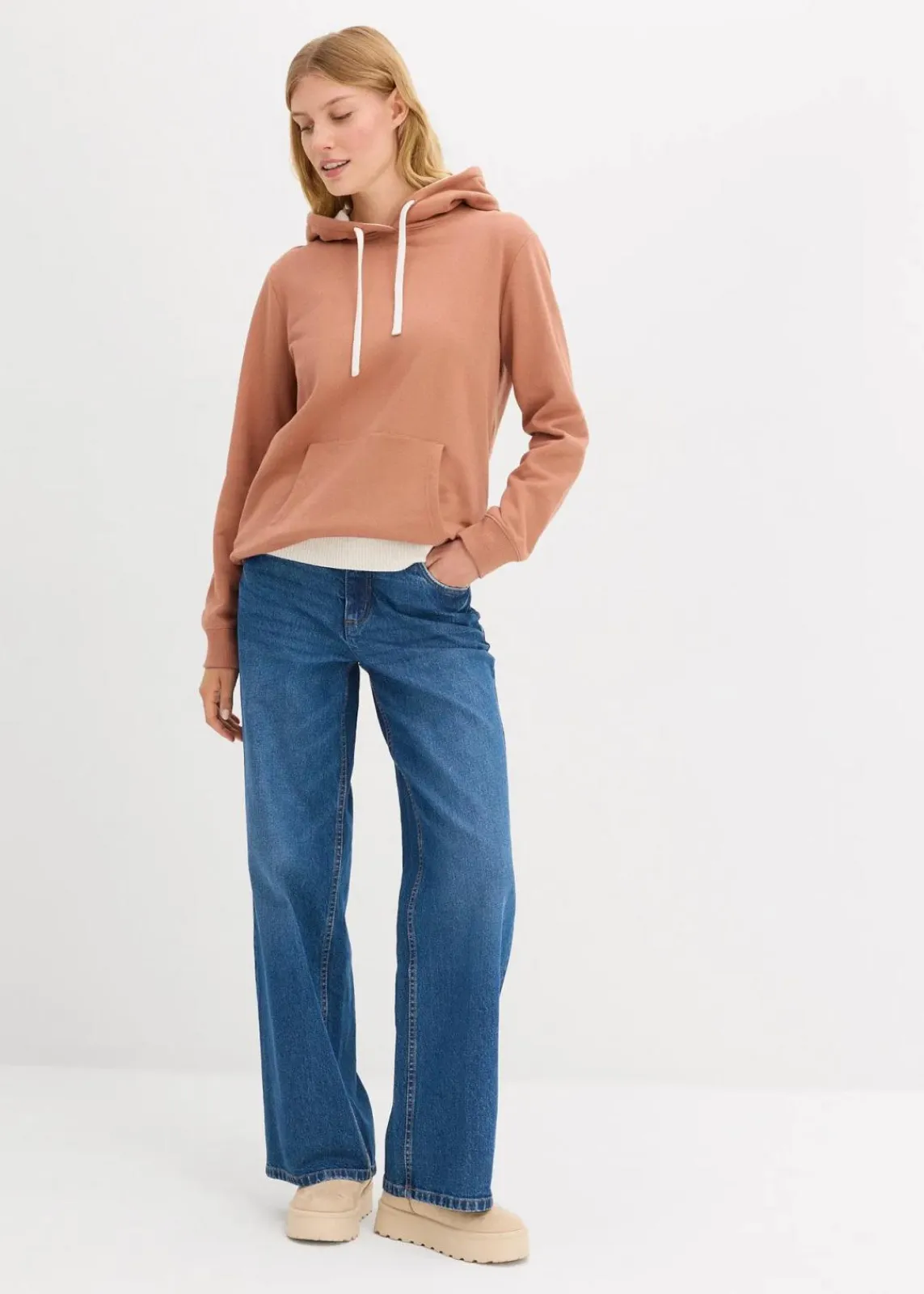 bonprix Sweat|Basics^Hoodie aus reiner Bio-Baumwolle schokosorbet/wollweiß