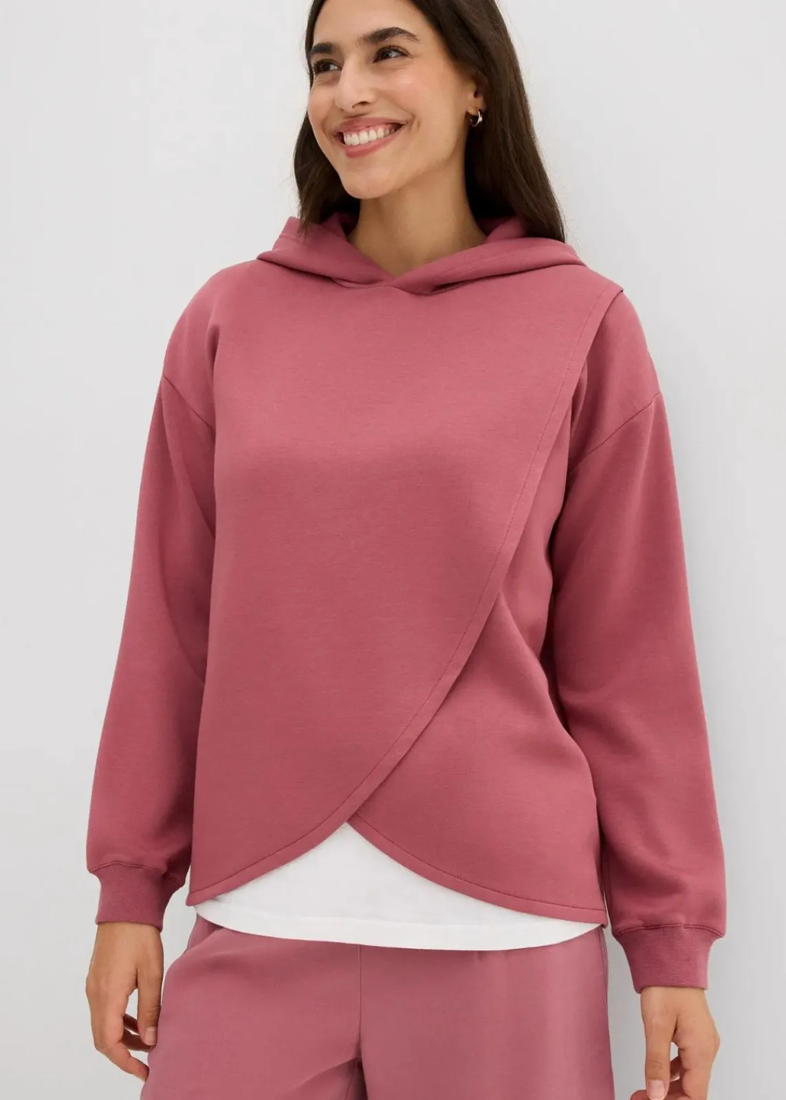 bonprix Bekleidung·Blusen & Tuniken|Sweat^Hoodie mit Kapuze aus softem Viskose-Mix softbeere