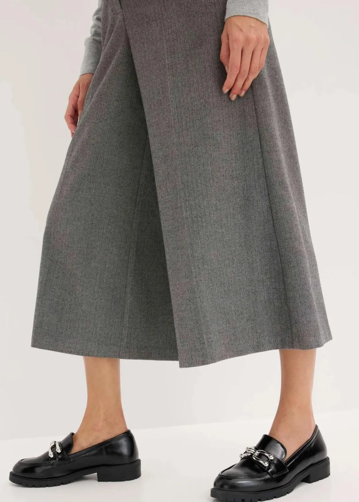bonprix Hosen|Shorts^Hose mit Fischgrat in Wolloptik grau meliert