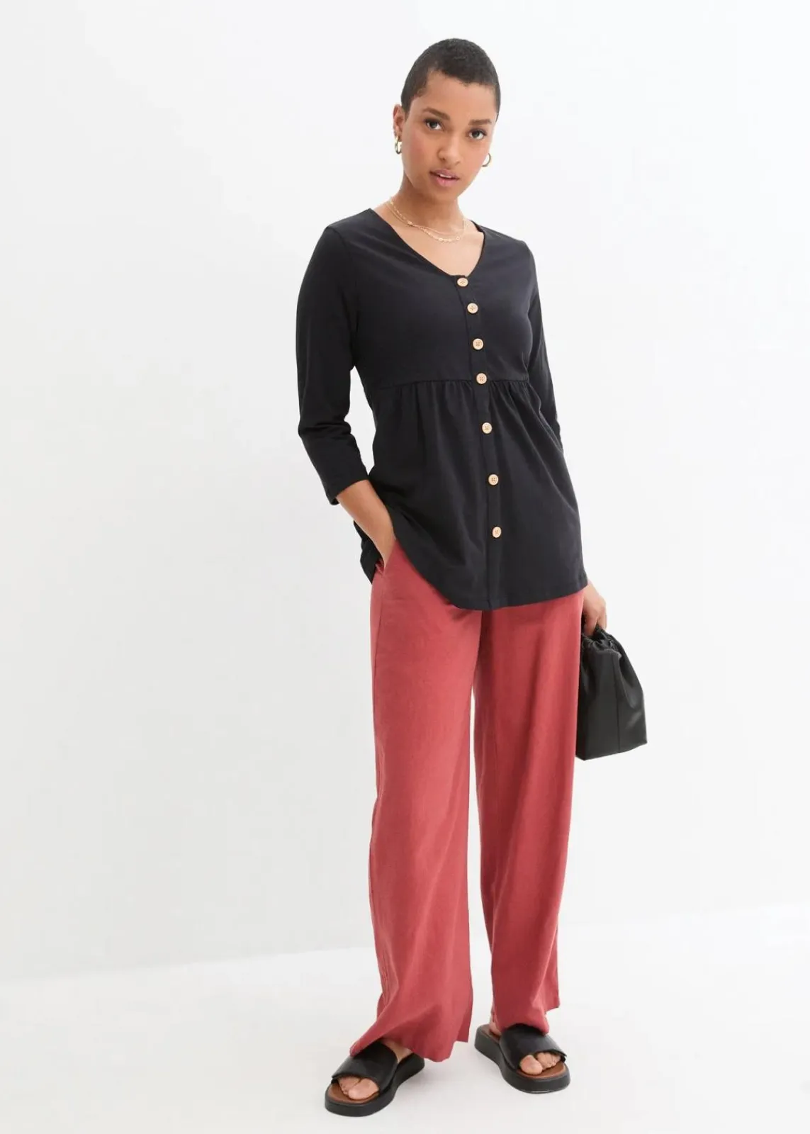 bonprix Bekleidung·Blazer|Nachhaltigere Materialien^2-in-1 Umstandsshirt und Stillshirt aus Bio-Baumwolle schwarz