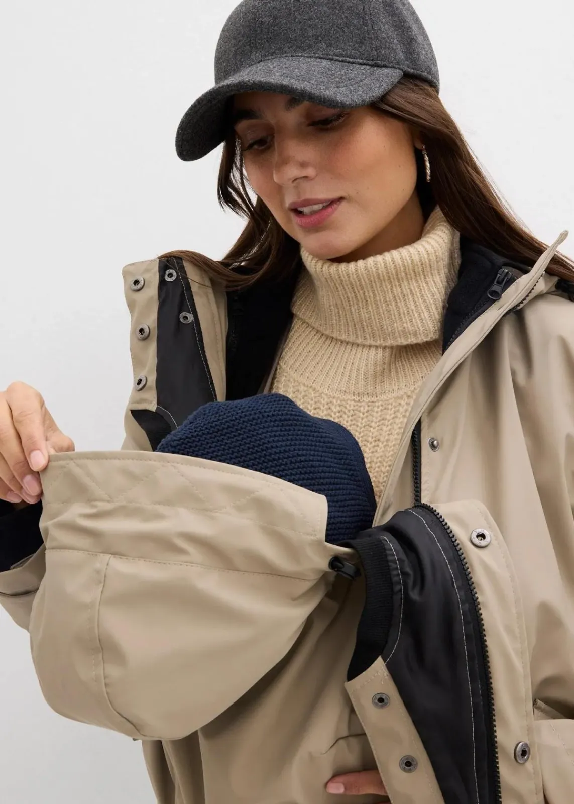bonprix Bekleidung·Blazer|Umstandsmode^6-in-1 wasserabweisende Umstandsjacke mit Trageeinsatz und herausnehmbarer Fleecejacke beige/schwarz