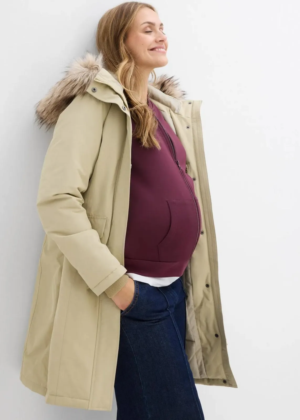 bonprix Umstandsmode|Nachhaltigere Materialien^3-in-1 wind-und wasserdichter Umstandsmantel mit Trageeinsatz rauchkhaki