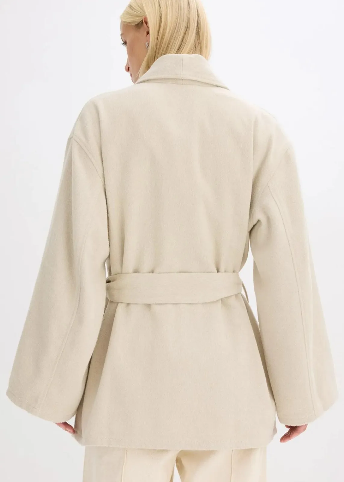 bonprix Jacken & Mäntel|Bekleidung·Hosen^Jacke in Wolloptik kieselbeige