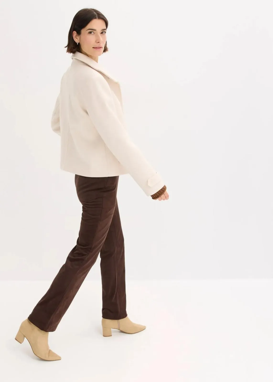bonprix Bekleidung·Hosen|Jacken & Mäntel^Jacke in Wolloptik kieselbeige