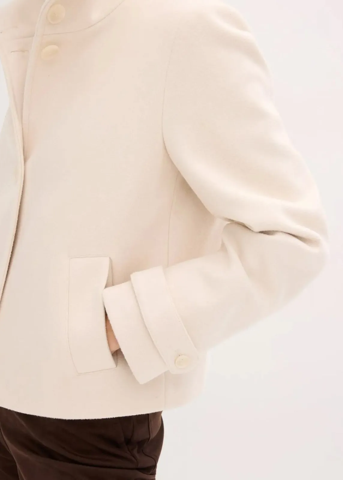 bonprix Bekleidung·Hosen|Jacken & Mäntel^Jacke in Wolloptik kieselbeige