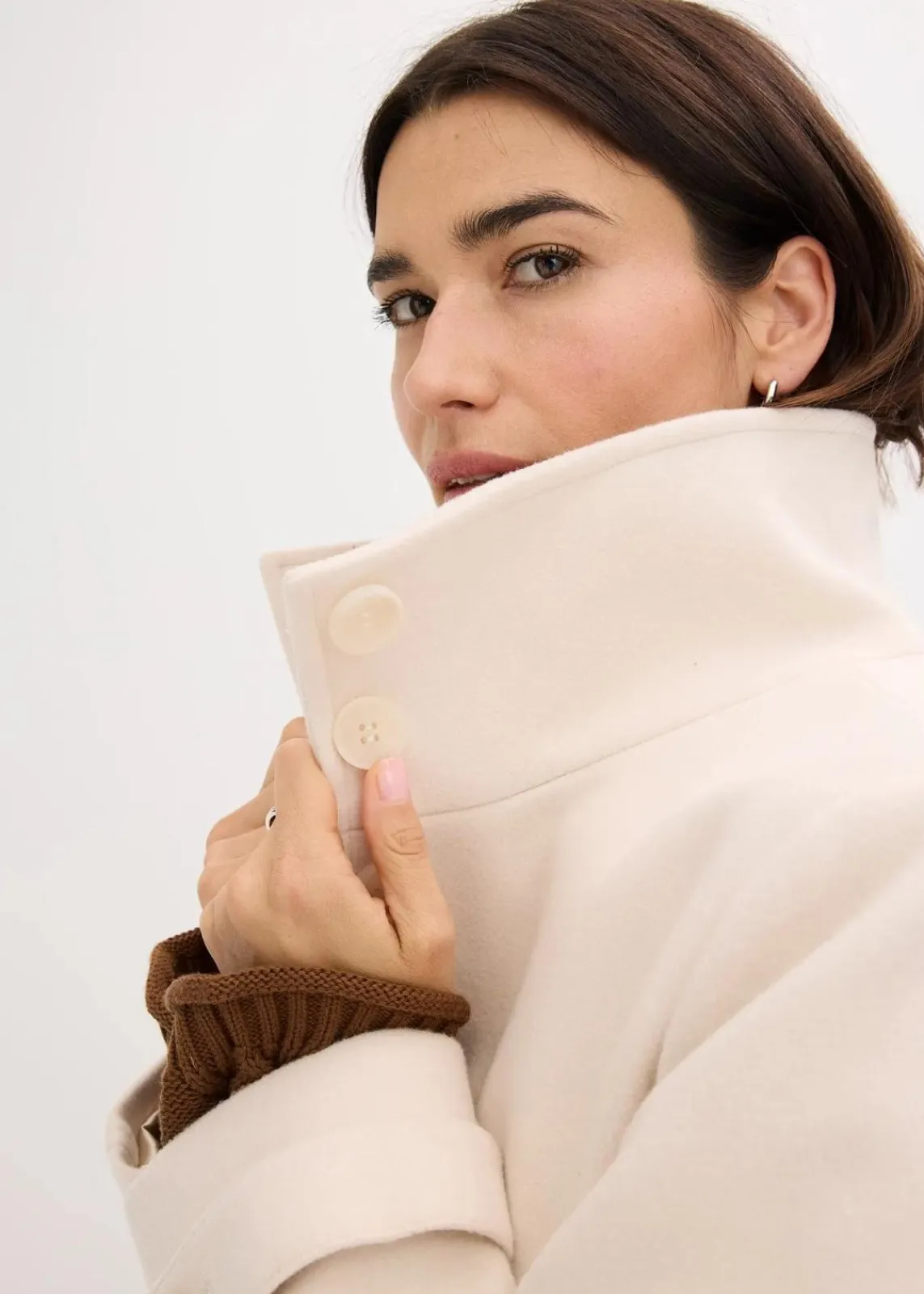 bonprix Bekleidung·Hosen|Jacken & Mäntel^Jacke in Wolloptik kieselbeige
