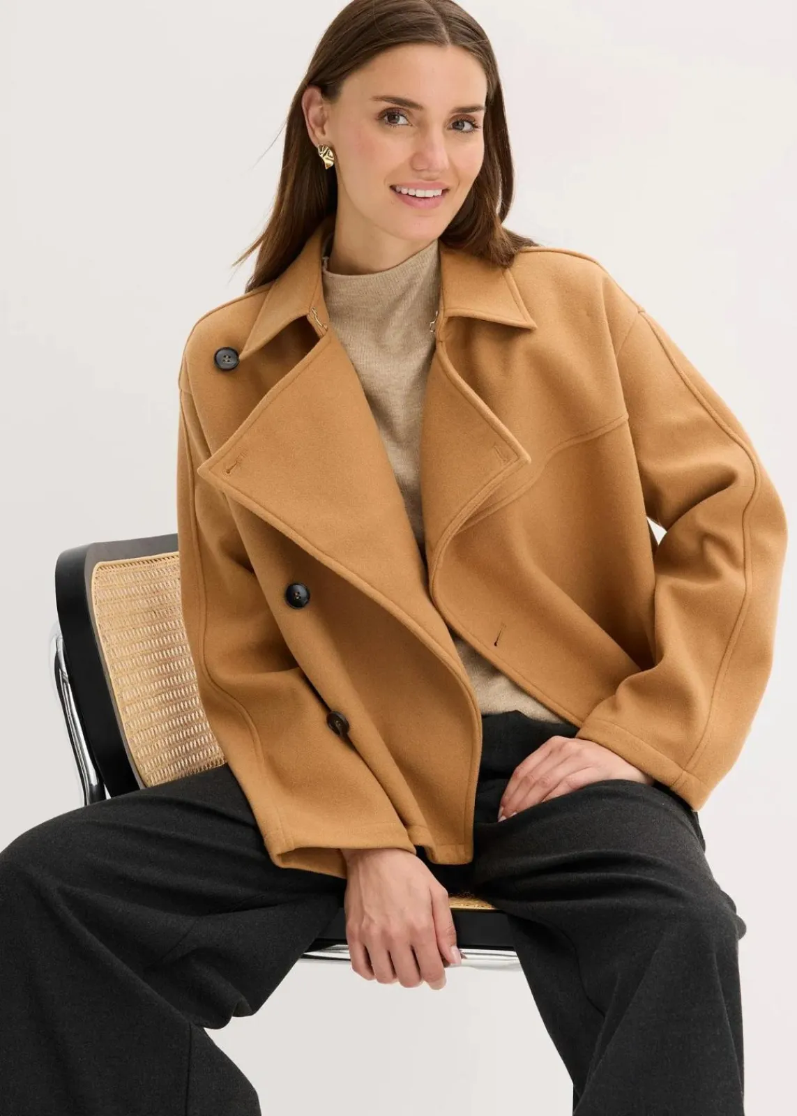 bonprix Bekleidung·Hosen|Jacken & Mäntel^Jacke in Wolloptik camel