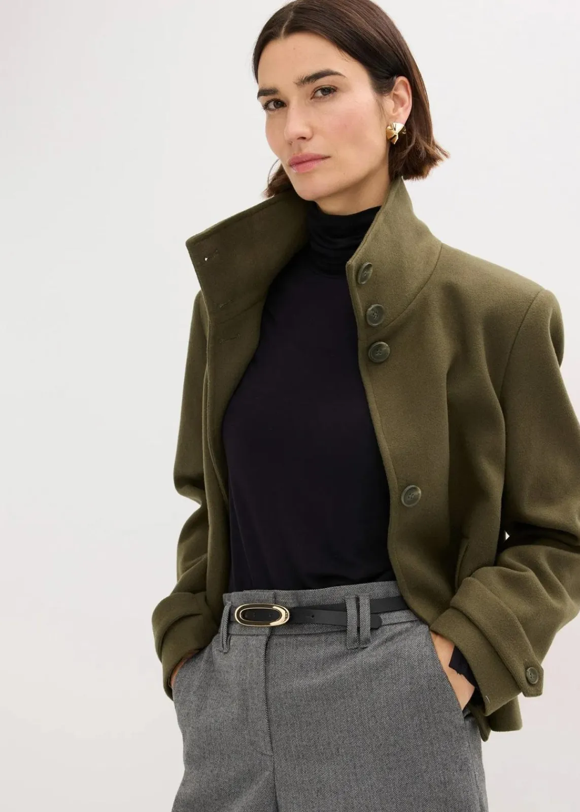bonprix Jacken & Mäntel|Bekleidung·Hosen^Jacke in Wolloptik dunkeloliv