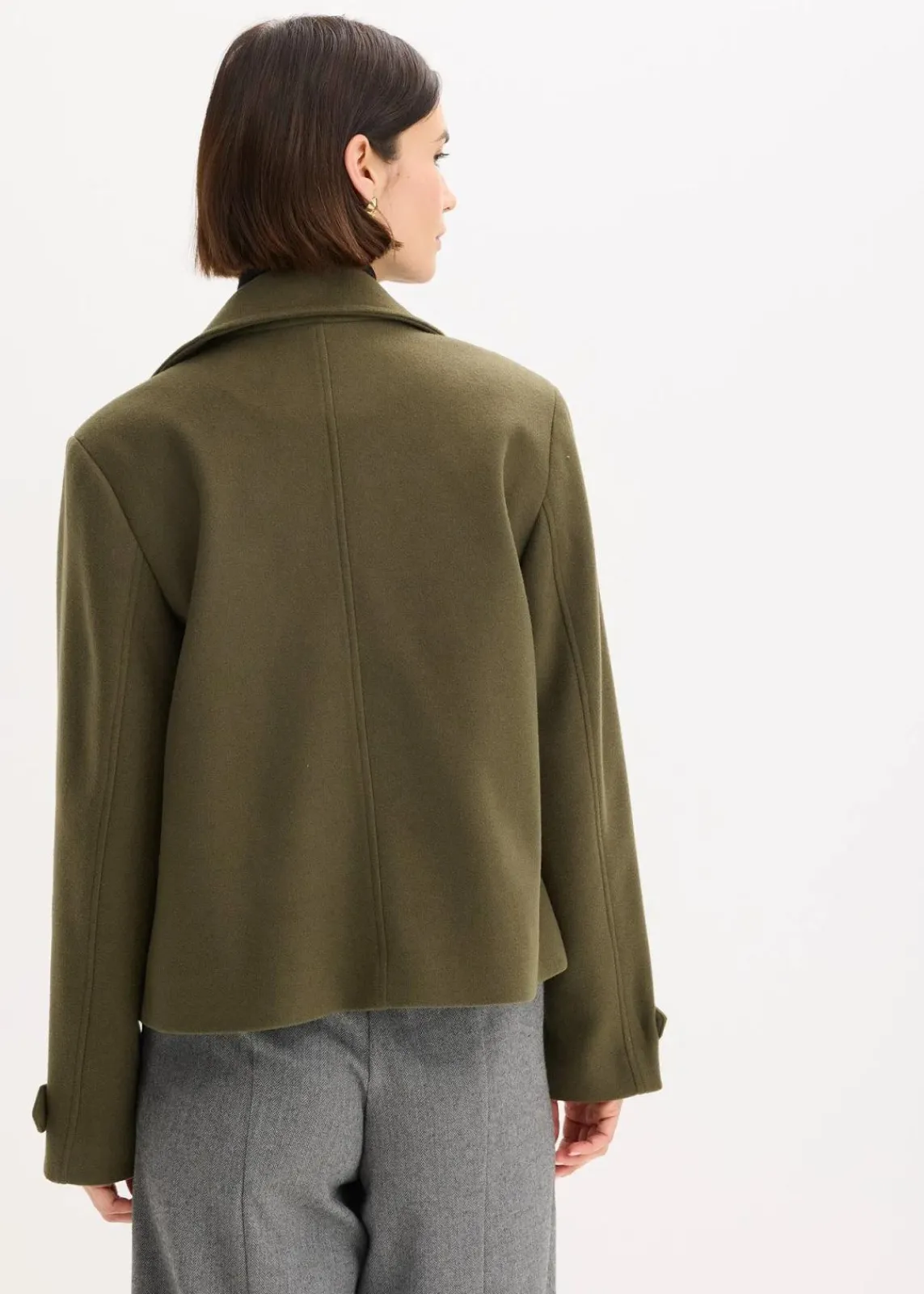 bonprix Jacken & Mäntel|Bekleidung·Hosen^Jacke in Wolloptik dunkeloliv