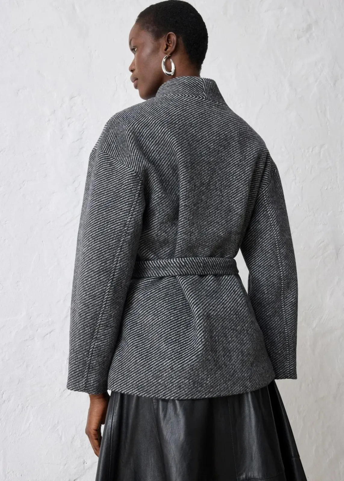 bonprix Bekleidung·Hosen|Jacken & Mäntel^Jacke mit Wolle schwarz/grau bedruckt