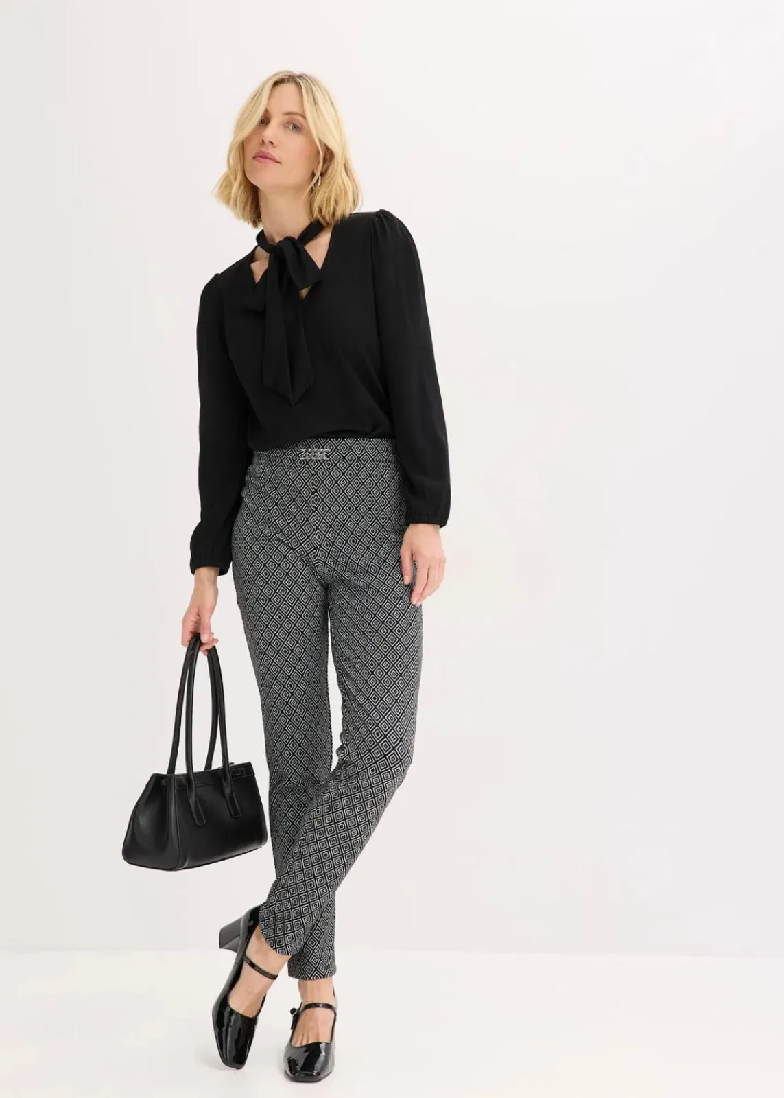 bonprix Bekleidung·Kleider|Hosen^Jacquard Schlupfhose mit Schließendetail schwarz/wollweiß graphisch
