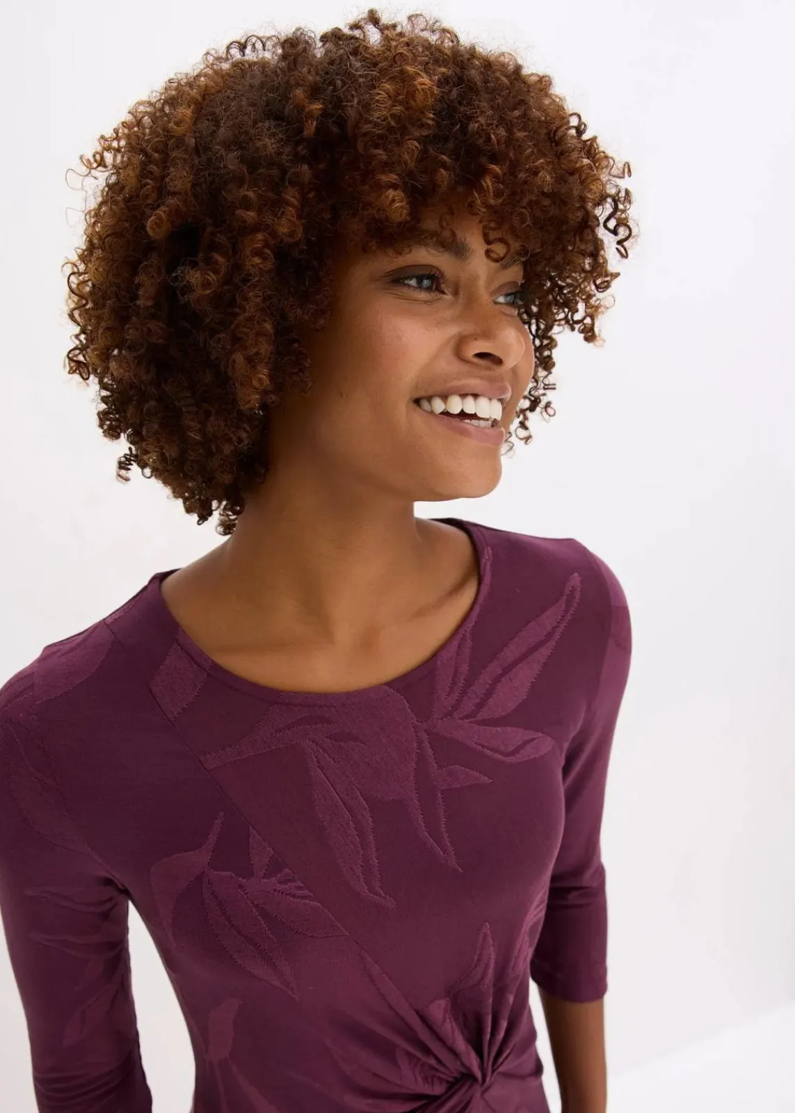 bonprix Bekleidung·Pullover & Strickjacken|Kleider^Jacquard-Midikleid beere