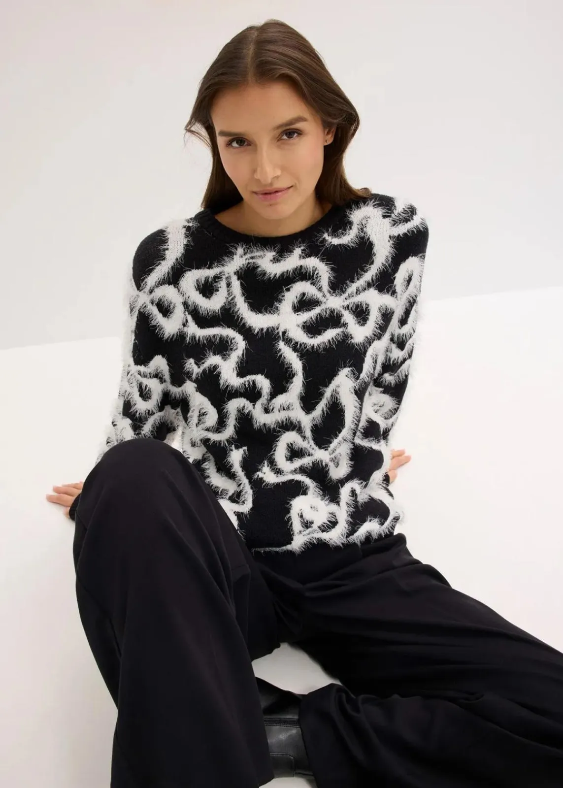 bonprix Bekleidung·Umstandsmode|Bekleidung·Jeans^Jacquard-Pullover aus softem Viskose-Mix schwarz/wollweiß schleifen
