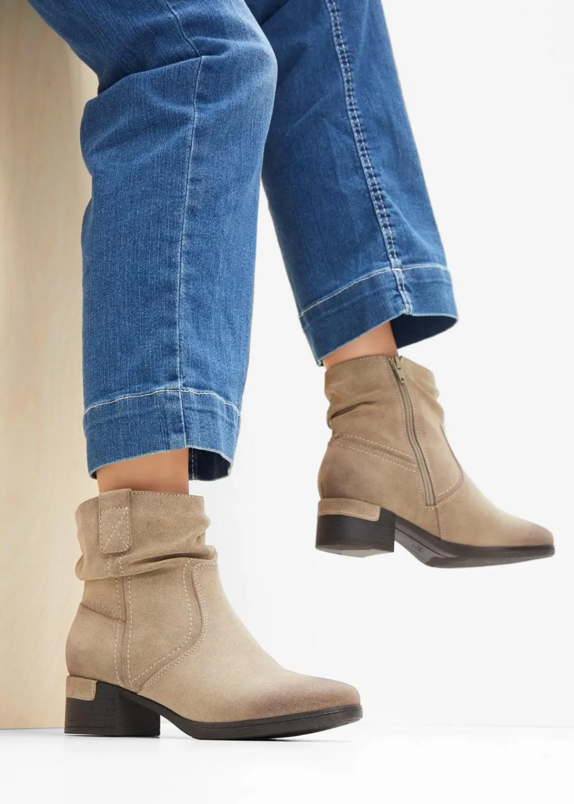Jana High Heels|Komfortschuhe^Cowboy Stiefelette in bequemer Weite taupe