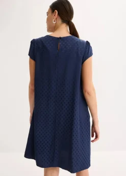 bonprix Bekleidung·Pullover & Strickjacken|Kleider^Jaquard-Kleid mit eingelegten falten dunkelblau gepunktet