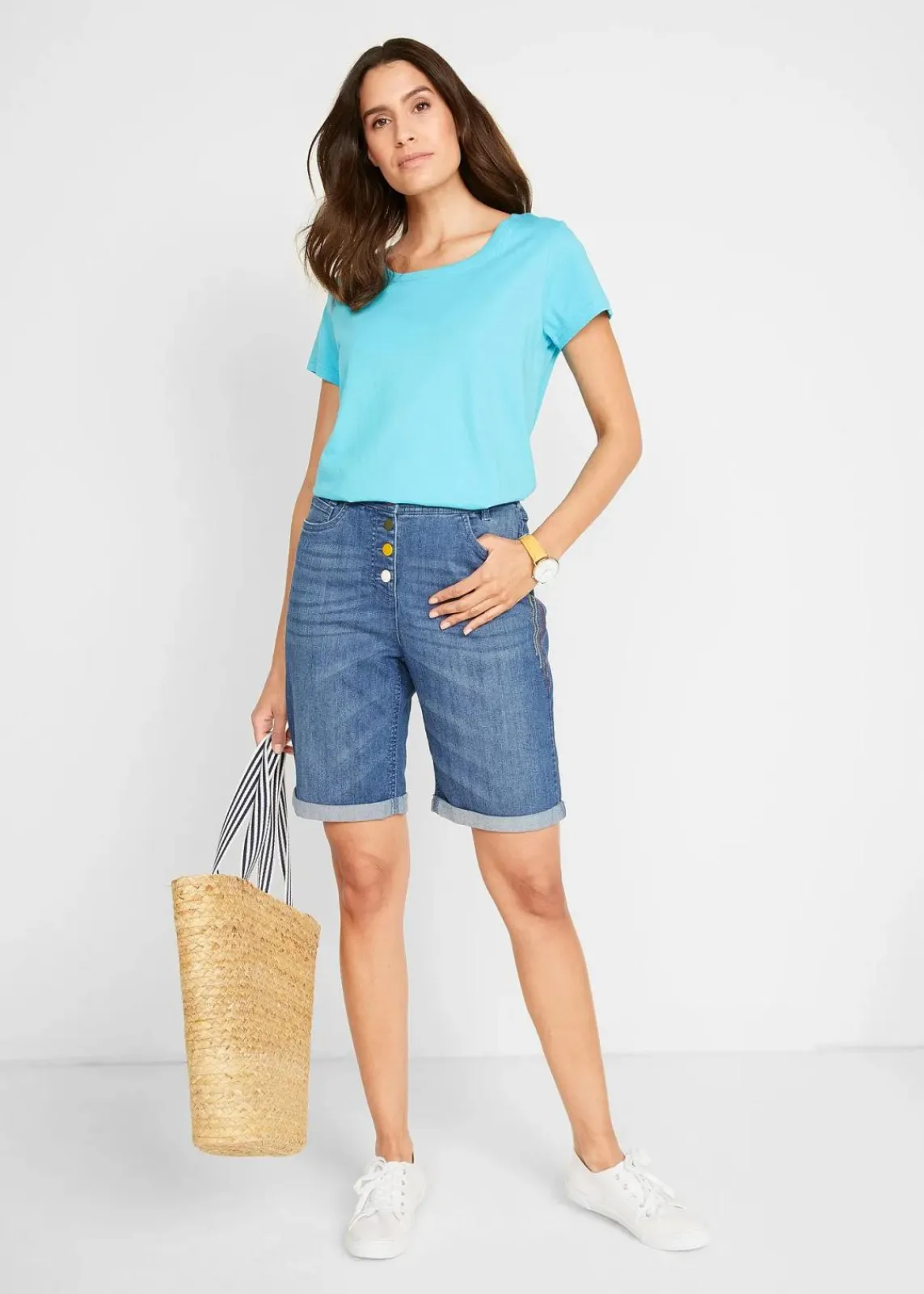bonprix Bekleidung·Outdoorbekleidung|Bekleidung·Shirts & Tops^Jeans Bermuda Mid Waist mit Stickerei und Bequembund blau denim