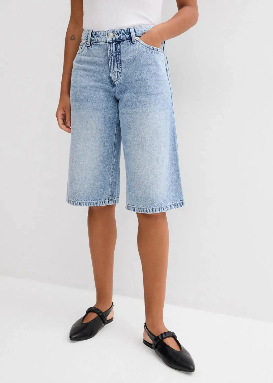 bonprix Jeans|Shorts^Jeans-Bermuda Mid Waist, Low Stretch eisblau denim used