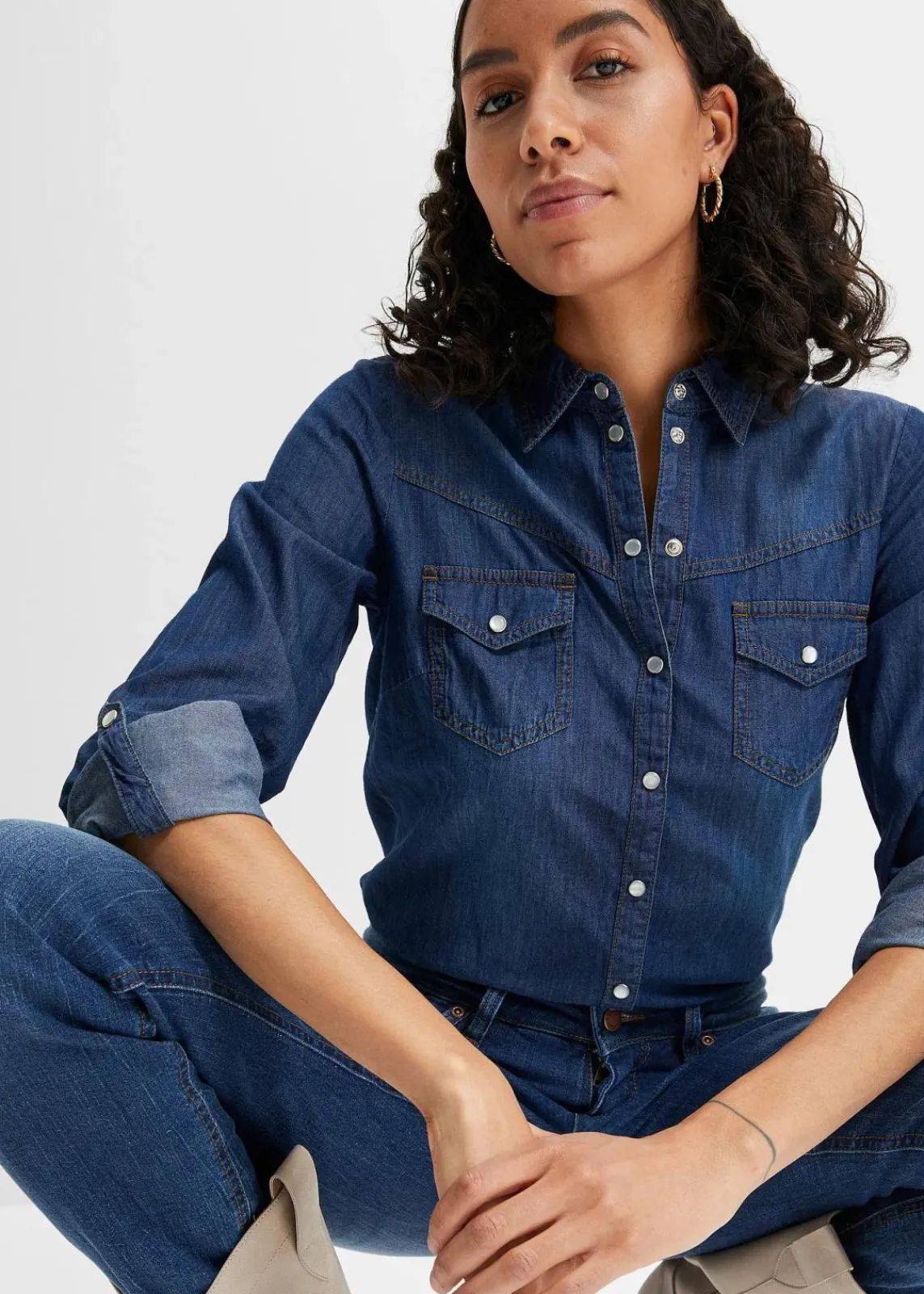 bonprix Bekleidung·Jacken & Mäntel|Blusen & Tuniken^Jeanshemd blau