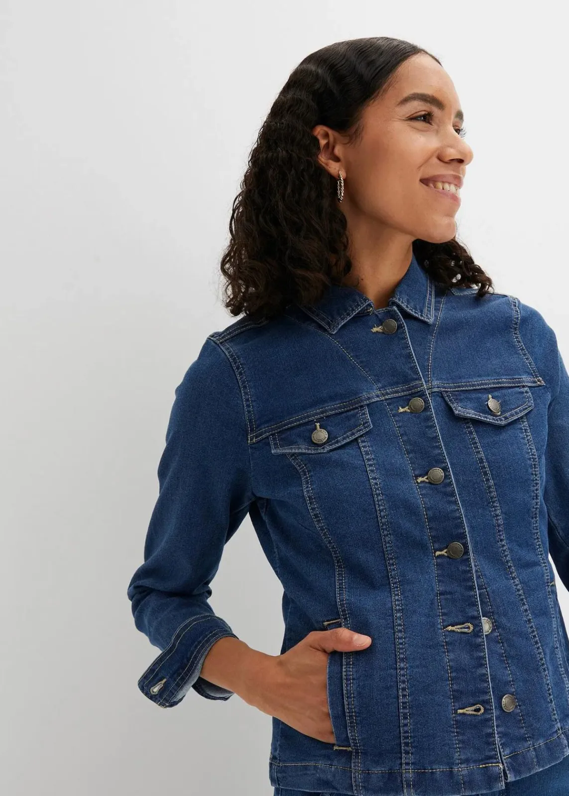 bonprix Jacken & Mäntel^Jeansjacke blau denim