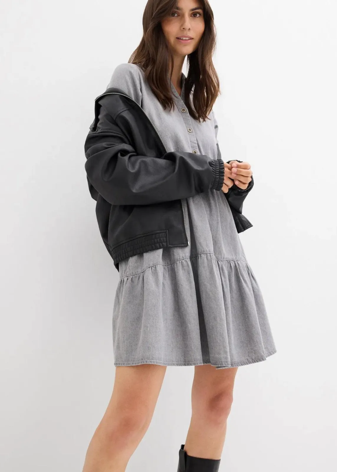 bonprix Bekleidung·Pullover & Strickjacken|Kleider^Jeanskleid hellgrau denim used