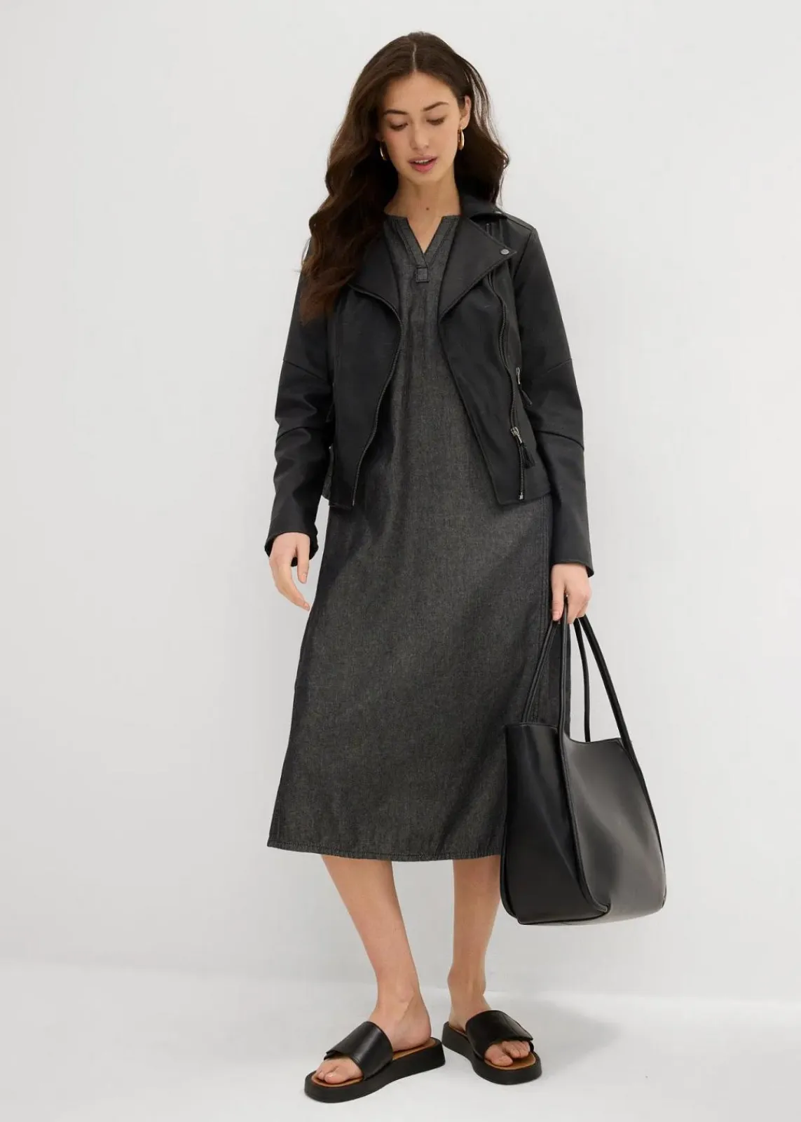 bonprix Kleider^Jeanskleid schwarz denim