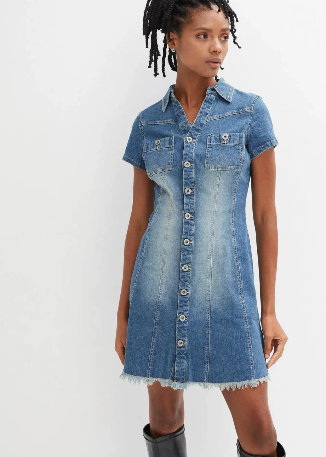 bonprix Kleider^Jeanskleid mit Knöpfen blau denim