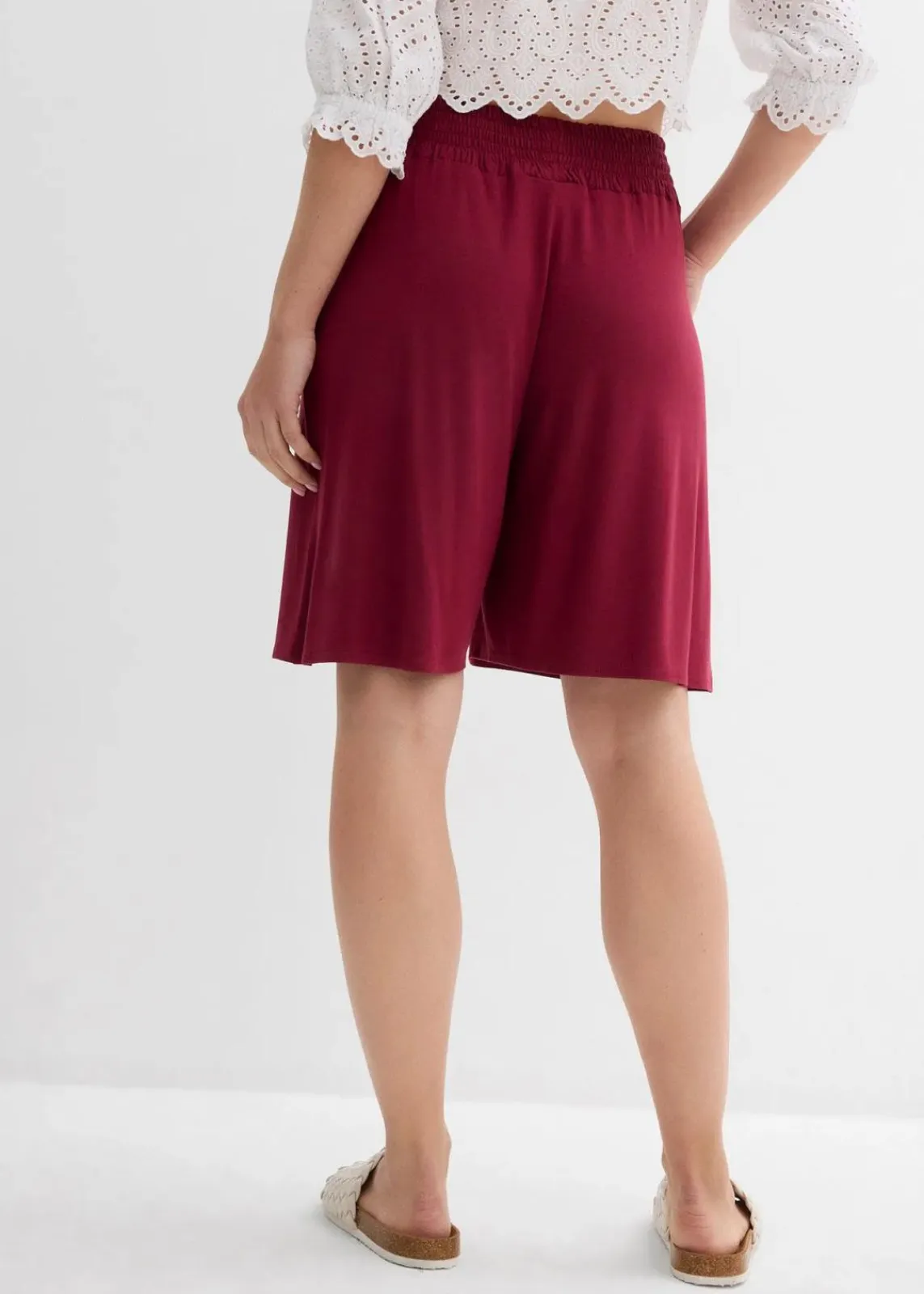 bonprix Nachhaltigere Materialien|Hosen^Jersey-Bermuda aus Viskose-Mix rhododendronrot