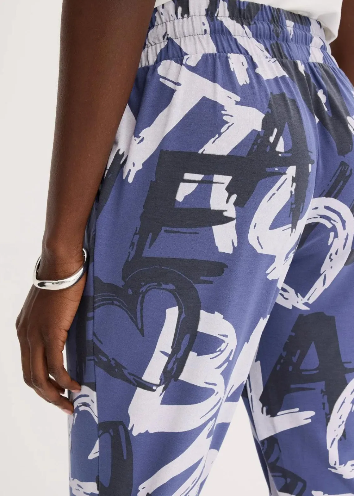 bonprix Hosen|Bekleidung·Kleider^Jersey-Hose indigo/nachtblau/naturbeige bedruckt
