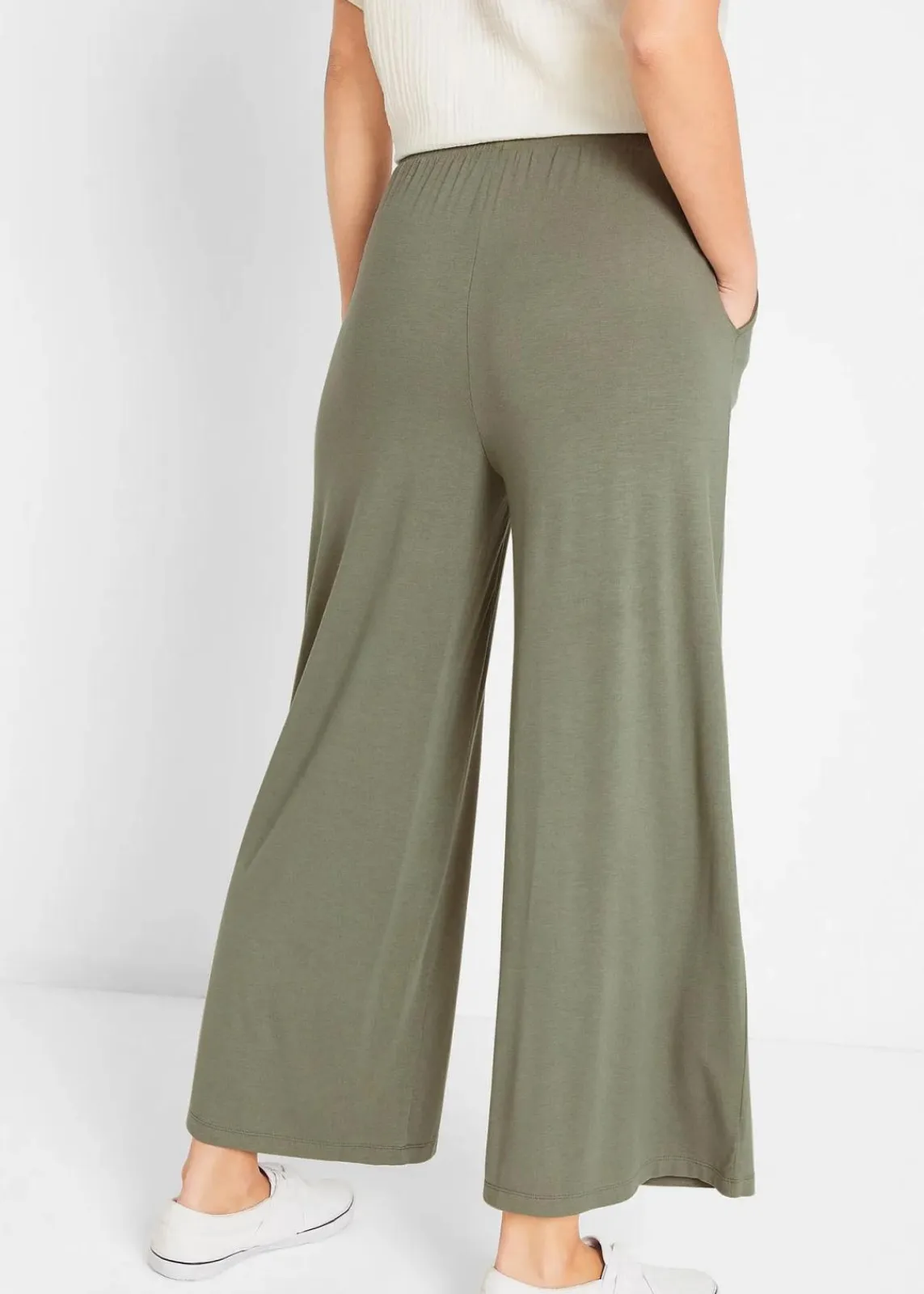 bonprix Hosen|Nachhaltigere Materialien^Jersey-Hose aus fließendem Viskose-Mix, 7-8-Länge oliv