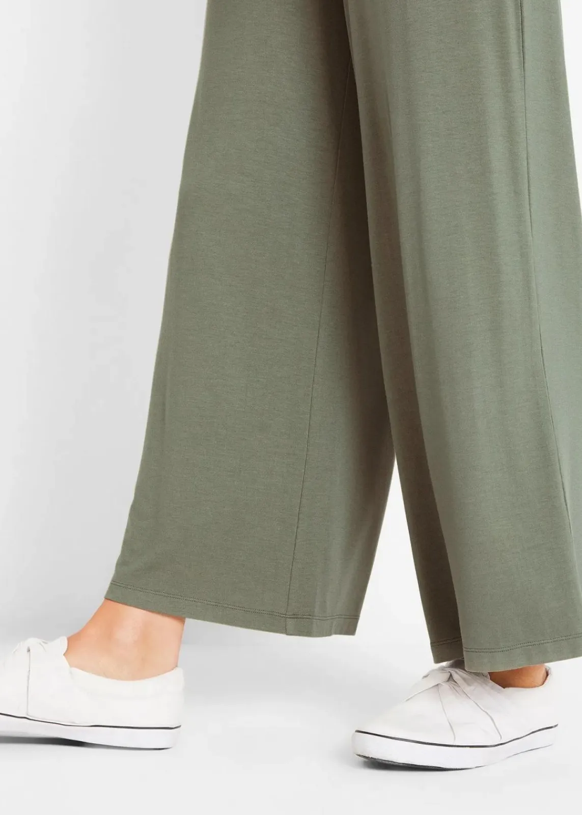 bonprix Hosen|Nachhaltigere Materialien^Jersey-Hose aus fließendem Viskose-Mix, 7-8-Länge oliv