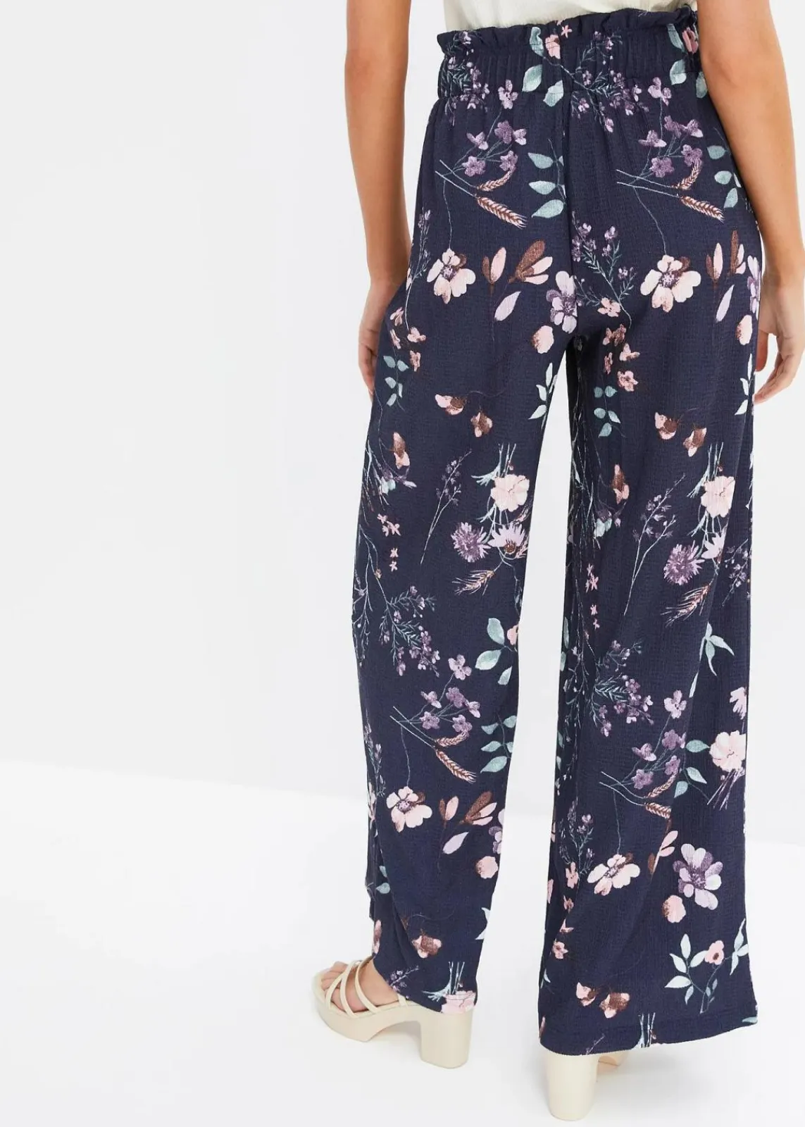 bonprix Hosen|Bekleidung·Kleider^Jersey-Hose aus luftigem Crêpe dunkelblau geblümt