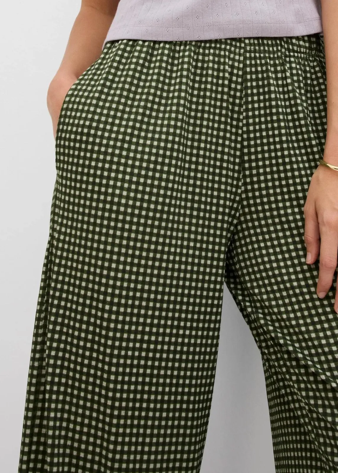 bonprix Bekleidung·Kleider|Hosen^Jersey-Hose aus strukturiertem Crêpe seegras kariert