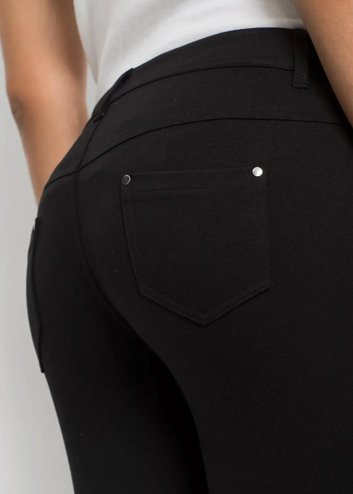 bonprix Bekleidung·Kleider|Hosen^Jersey-Hose aus Viskose-Mix schwarz