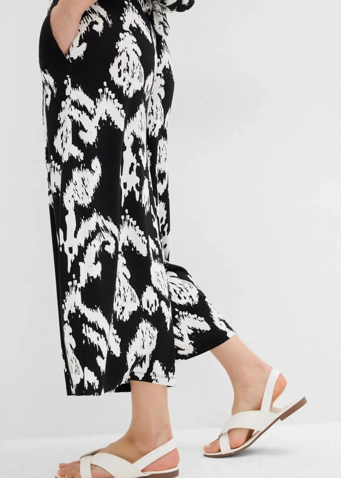 bonprix Hosen|Zweiteiler & Sets^Jersey-Hose aus Viskose-Mix schwarz/wollweiß bedruckt